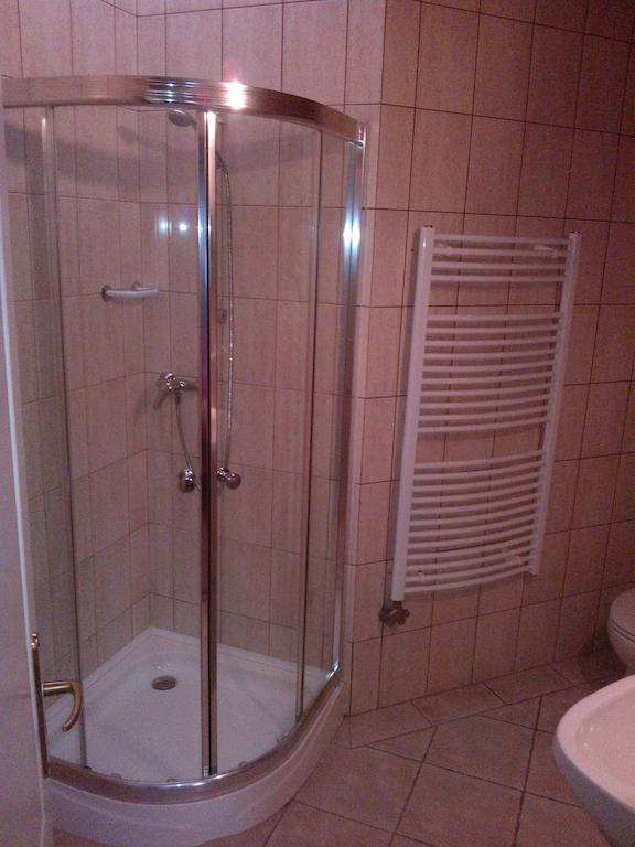 Nautilus Etterem Es Panzio Hotel Dabas Kamer foto