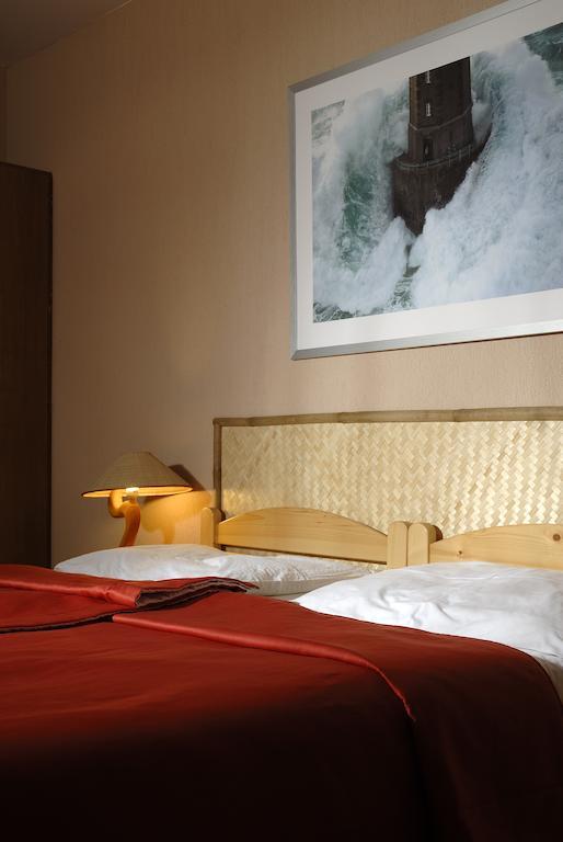 Nautilus Etterem Es Panzio Hotel Dabas Kamer foto